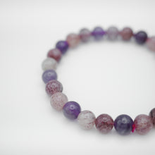 Load image into Gallery viewer, Strawberry Quartz&amp;Amethyst Bracelet with beautiful mixed quartz color. Everyone piece is unique. Best gift for your best friend/ BFF, birthday gift, valantine&#39;s day gift and daily wear. 天然草莓晶+紫水晶手鍊， 每一條都是獨一無二混合水晶配搭，能改善人際關係提升人緣，讓你思緒清晰等多重功效，最佳的節日禮物，閨蜜禮物，生日及情人節禮物。彈力線設計，可調節長度，適合天天配戴。
