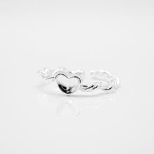 Load image into Gallery viewer, 925 sterling silver concave heart twisted ring open ring with adjustable size. Perfect gift BFF,for best friend,Girlfriend gift,popular style,wedding Jewelry,suitable for any occasion.925 凹面愛心捲捲開口戒，簡約精緻，聖誕交換禮物，定情禮物，適合約會穿搭，日常穿搭推薦，經典愛心造型，新年禮物。
