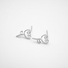 Load image into Gallery viewer, 925純銀｜手繪鬱金香耳環 Tulip Earrings｜ E378
