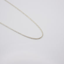 Load image into Gallery viewer, 925 sterling silver gypsophila shining necklace simple classic chain. minimalist style, beautiful gift, dazzling accessories, design,for lover. The best gift for birthday, mother&#39;s day and your BFF. 925 純銀閃亮滿天星項鏈，簡約大方，閃亮耀眼的配件，母親節禮物，七夕情人節禮物，適合送禮，生日禮物首選。
